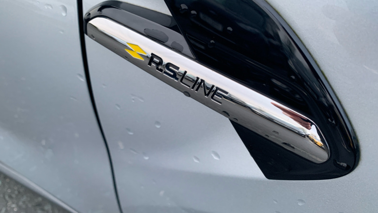 Renault Captur 1.6 E-TECH Hybrid 145 R.S. Line 5dr Auto Hybrid Hatchback